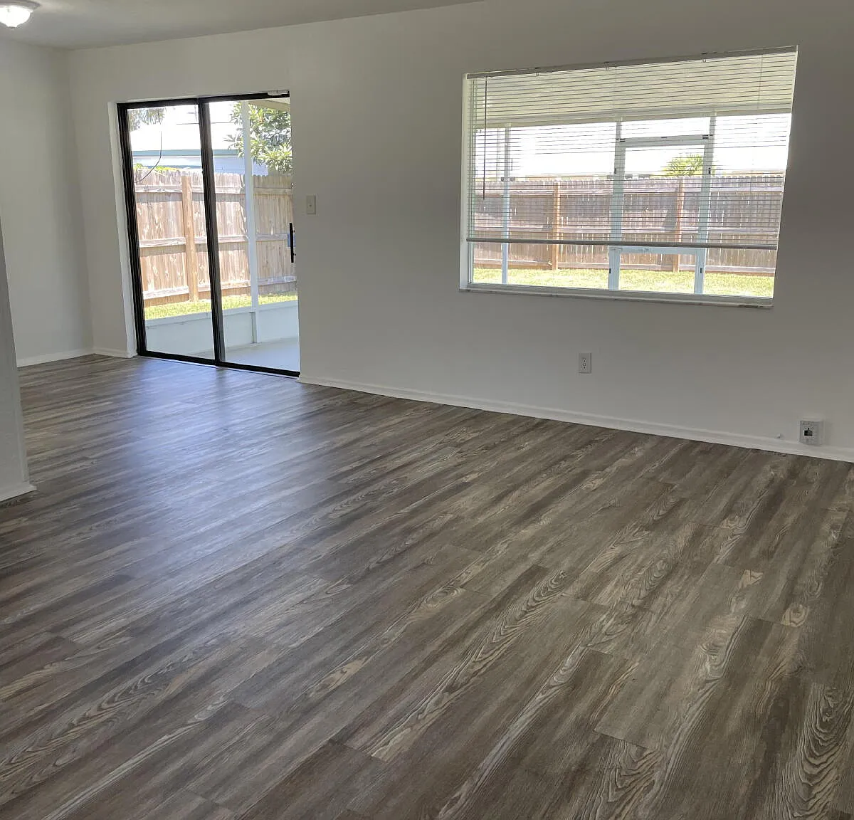 4 bed, 2.0 bath, 1512 sqft, $2,450 — Photo 3