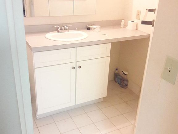 4th image of 171 Wellington Ct APT 3G