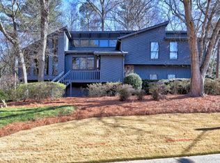 1584 Sandpoint Dr NE, Roswell, GA 30075