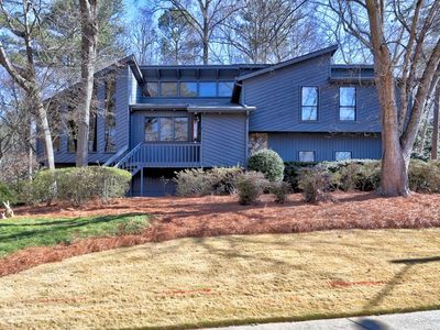 1584 Sandpoint Dr NE, Roswell, GA, 30075