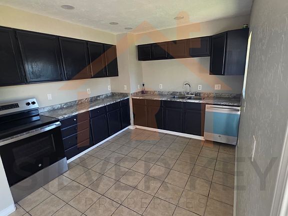 5th image of 5306 NW Elm Ave