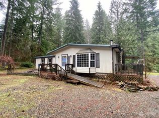 31 N Gadwall Pl S, Hoodsport, WA