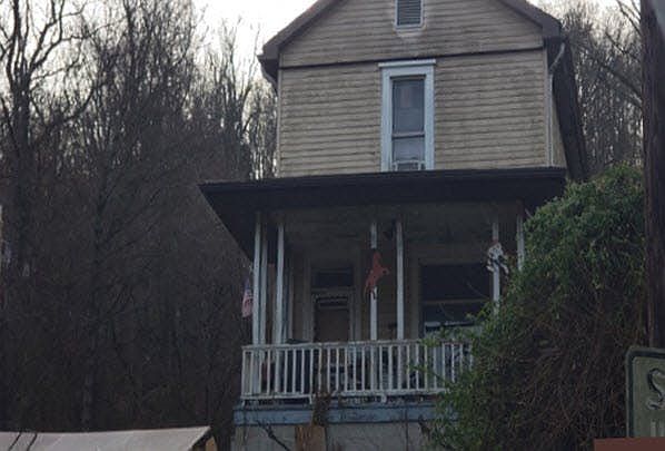 1st image of 905 Merryman Ave