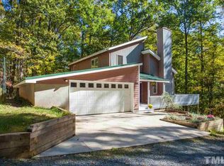 915 Windy Ridge Rd, Chapel Hill, NC 27517