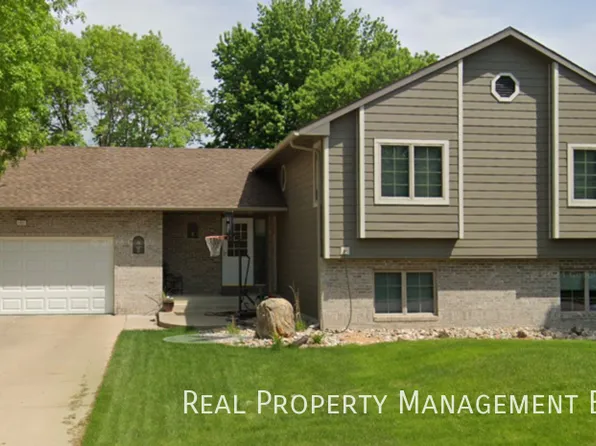 4404 E Scranton St, Sioux Falls, SD 57103