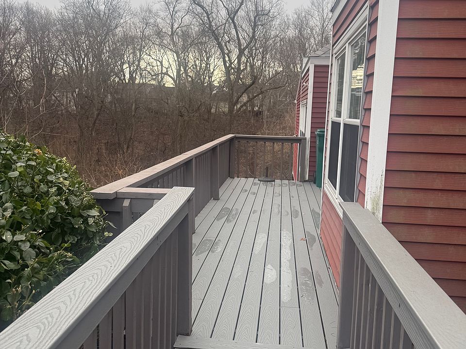 Walkway/porch
