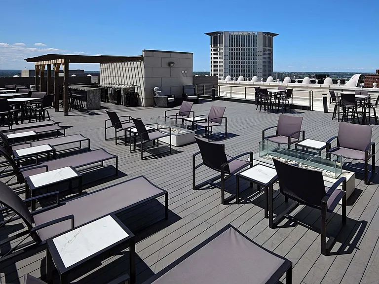 The Terminal Tower Residences — Photo 18