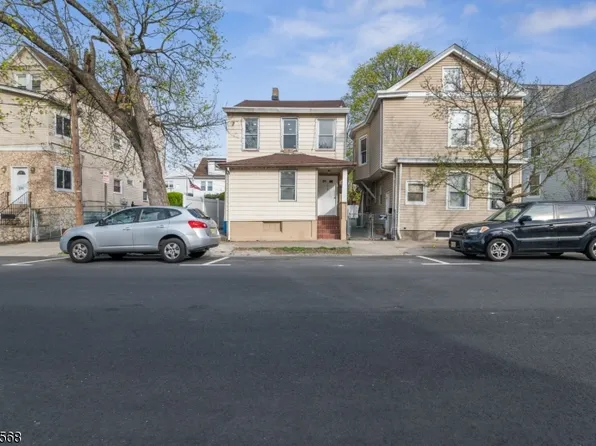 279 N 11Th St, Prospect Park Boro, NJ 07508