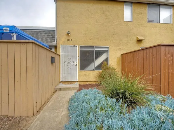 1126 Madera Ln, Vista, CA 92084