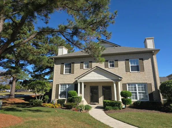 2396 Wessington Dr, Virginia Beach, VA 23454