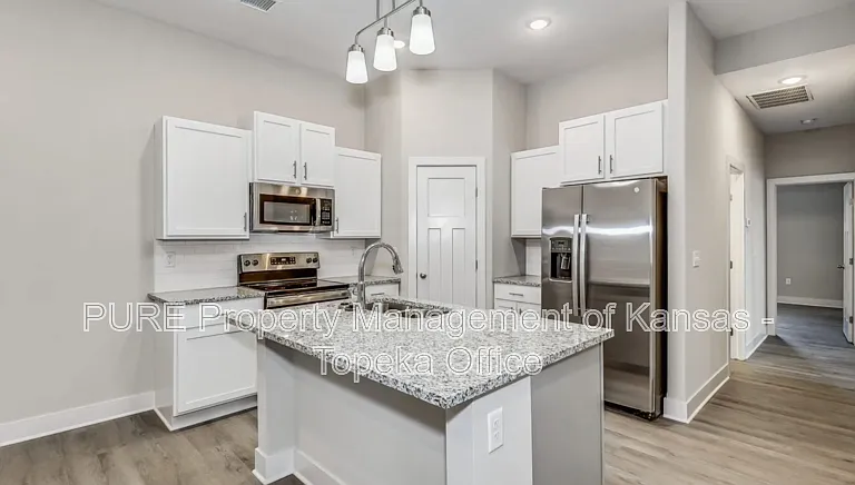3618 W 45th St S — Photo 7