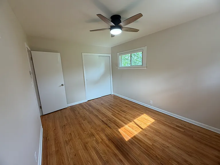 104 Market St — Photo 21