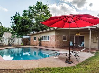 1524 Betsy Ln, Irving, TX 75061