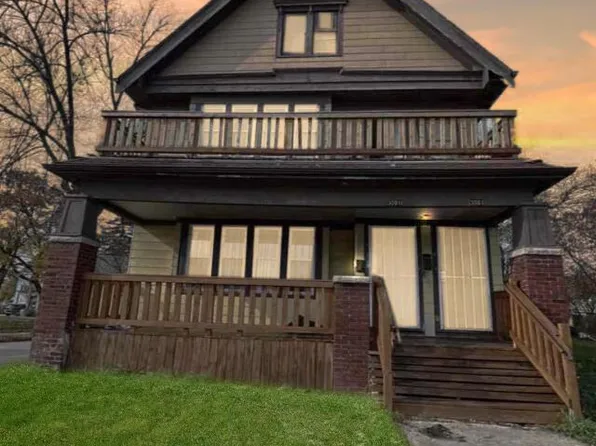 3001 N 27th St 3003, Milwaukee, WI 53210