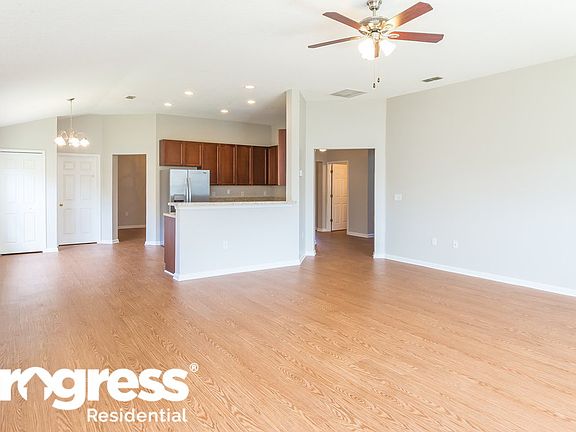 4th image of 791 Bellshire Dr