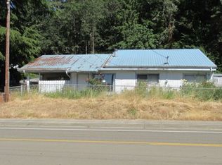 1190 S Calapooia St, Sutherlin, OR 97479