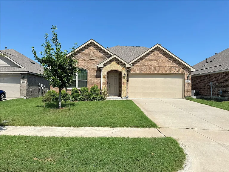 9125 Acre Meadows Ln — Photo 1