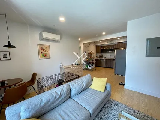 Rented by Yaffa Realty LLC | media 19