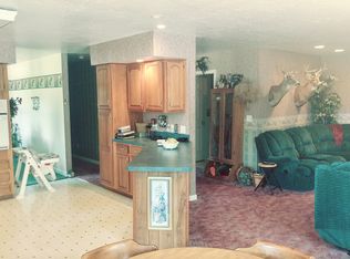 1495 Chestnut Ridge Rd, Grantsville, MD 21536