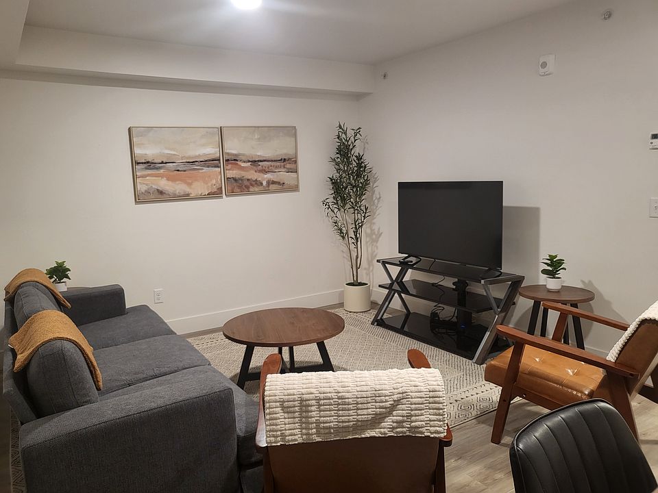 1st image of 3215 S Russell St #303