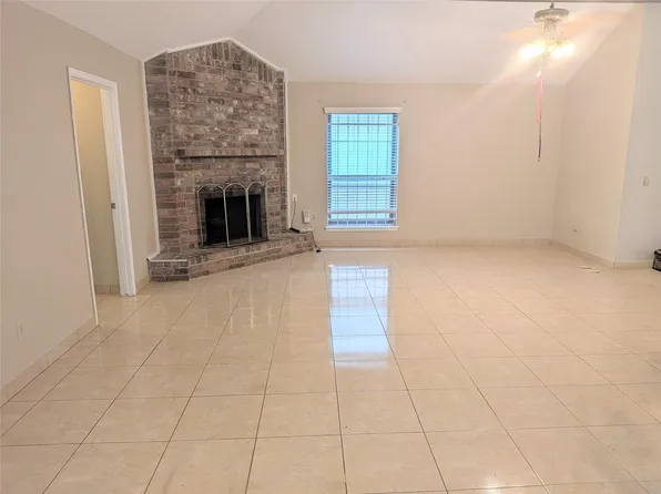 6223 Gladewell Dr, Houston, TX 77072
