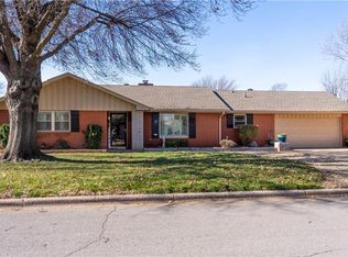 621 Oak Dr, Weatherford, OK 73096