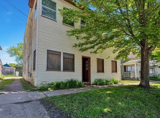 174-176 N Champlain St, Colchester, VT 05401