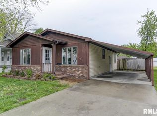 1112 N Kickapoo St, Lincoln, IL 62656