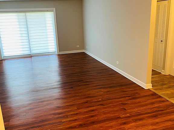 3rd image of 1000 Bayside Dr Unit 102
