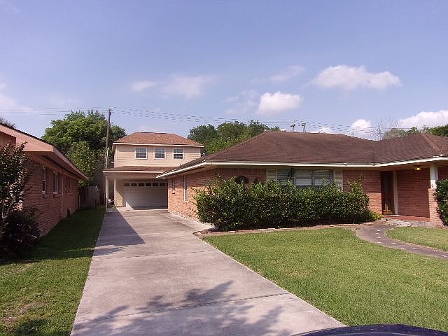 1st image of 4022 Levonshire Dr
