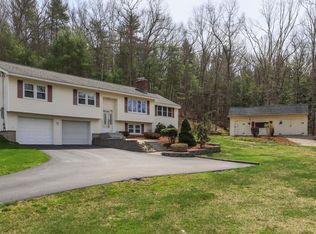 11 Brook Dr, Hudson, NH 03051