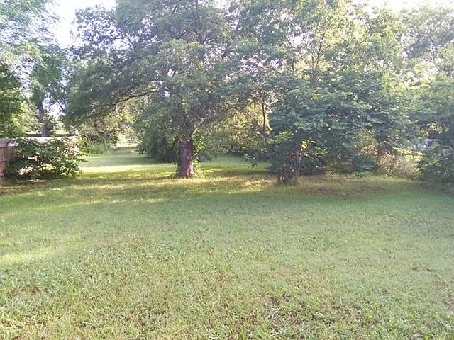 2nd image of 3423 Canada Dr
