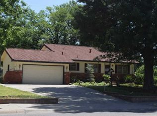 610 N Woodlawn Blvd, Derby, KS 67037