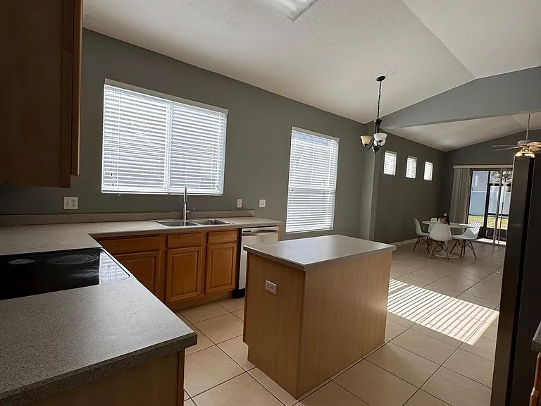 8526 Greenbank Blvd — Photo 4