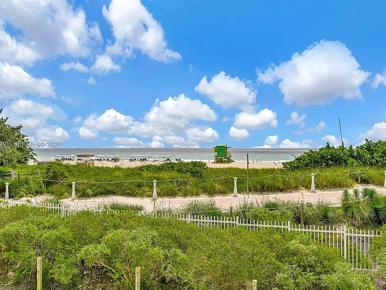 345 Ocean Dr #623 — Photo 47