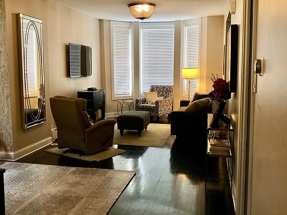 3rd image of 3725 S Union Ave #1