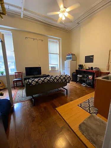 2123 Walnut St Photo 1