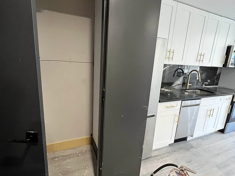 868 New York Ave #1 — Photo 11