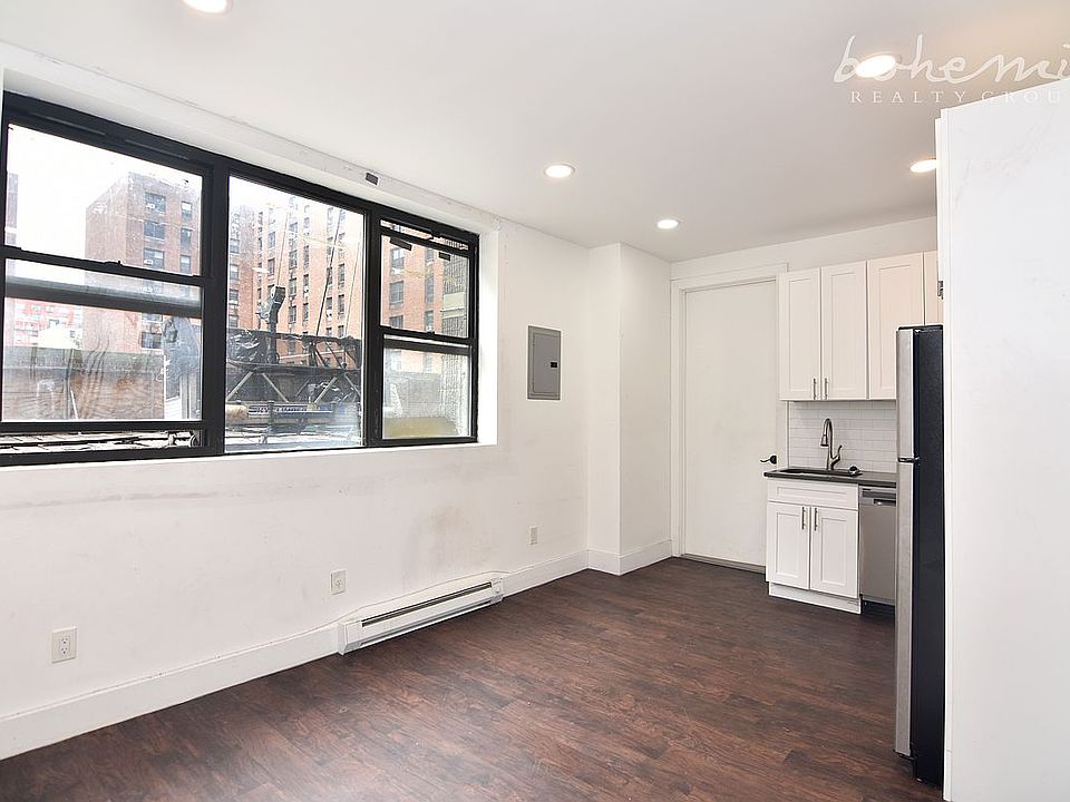 2nd image of 301 W 130th St Unit 2