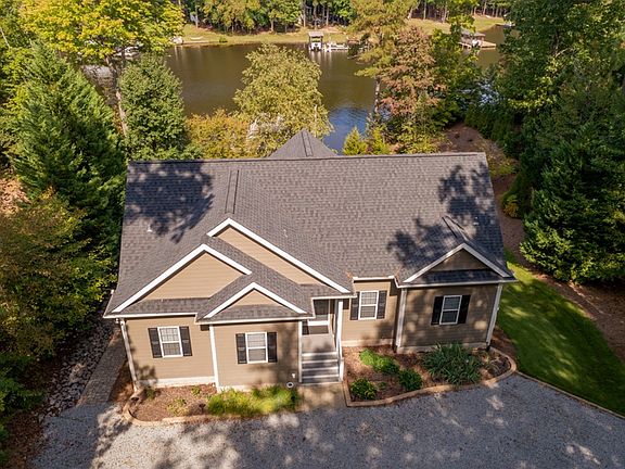 5th image of 211 Stillwater Creek Dr