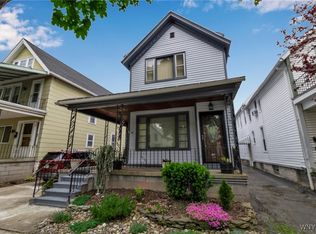 74 16th St, Buffalo, NY 14213