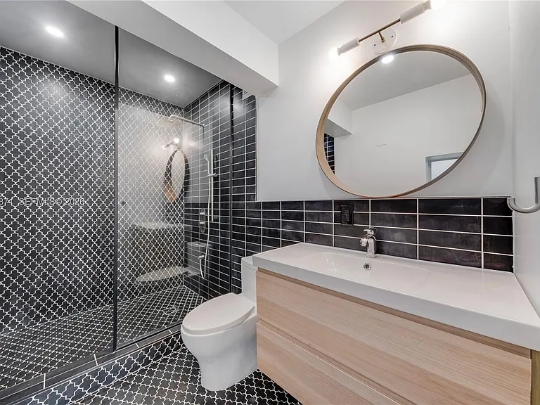 101 NW 100th St — Photo 19