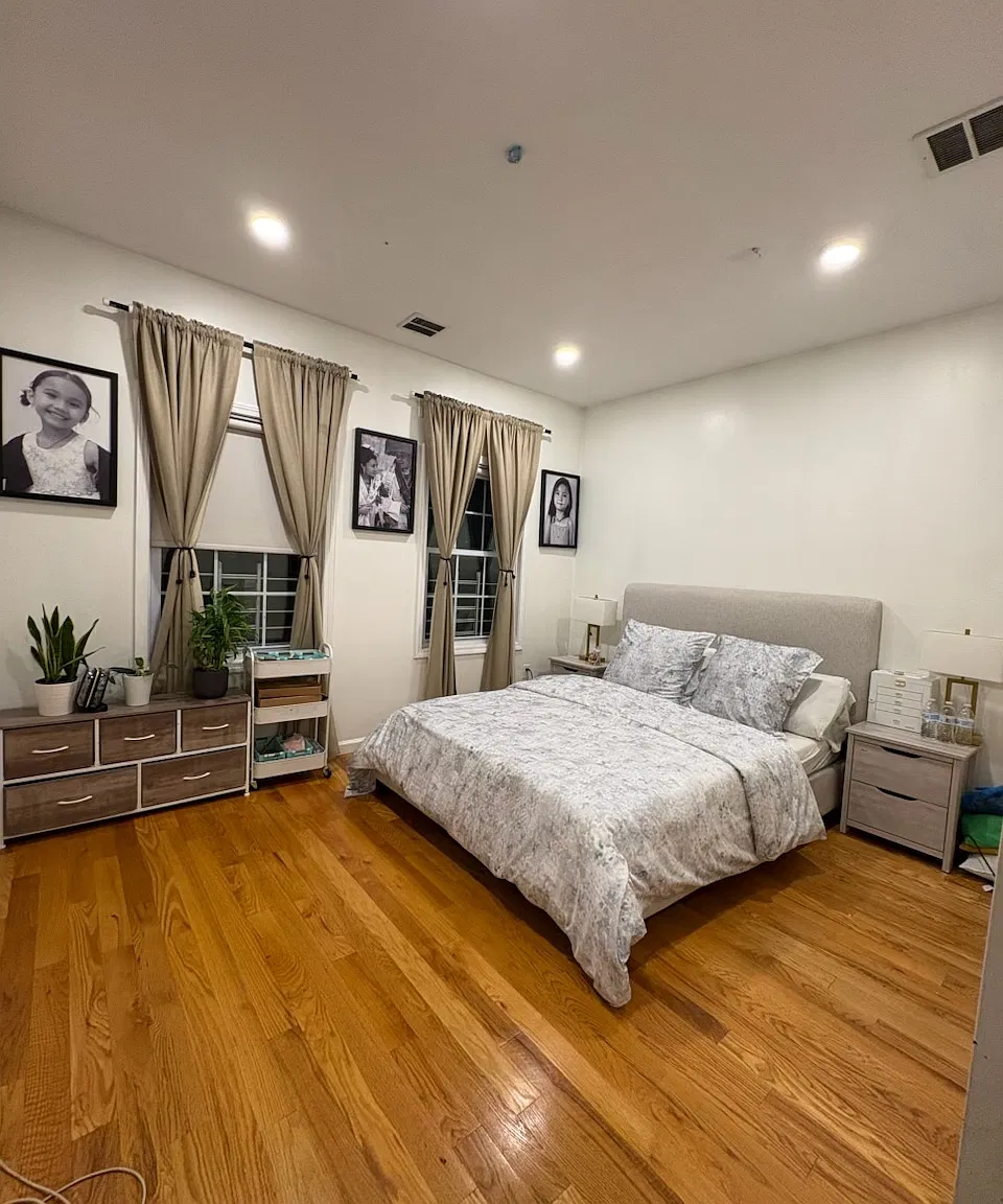 2 bed, 1300 sqft, $2,700 — Photo 4