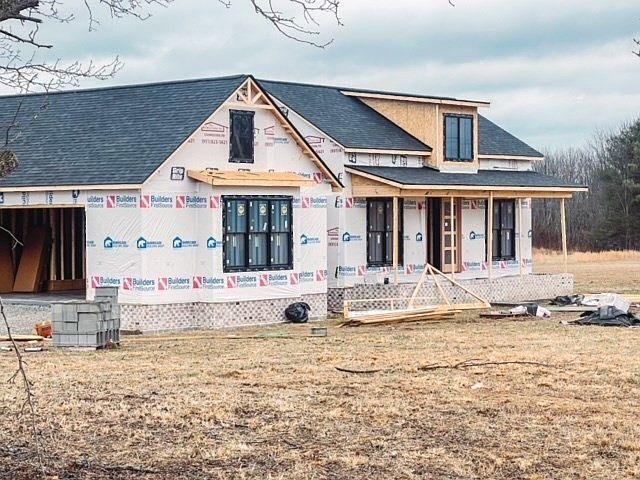 2nd image of 104 Wildwood Ln