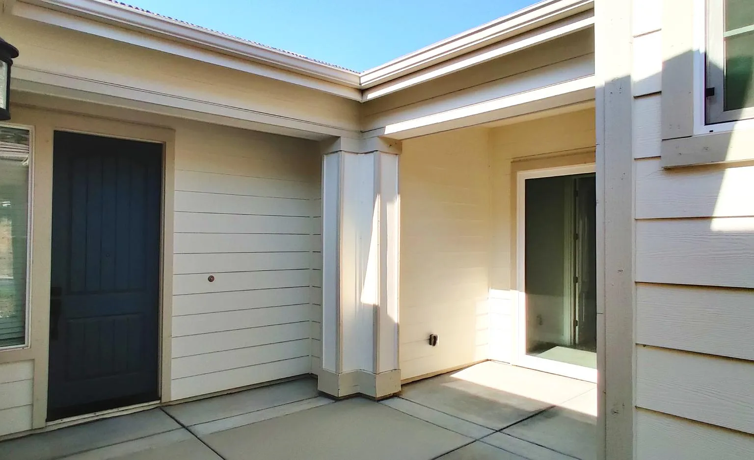4 bed, 3.5 bath, 3056 sqft, $4,200 — Photo 4