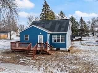 209 N Prairie St, Hendricks, MN 56136