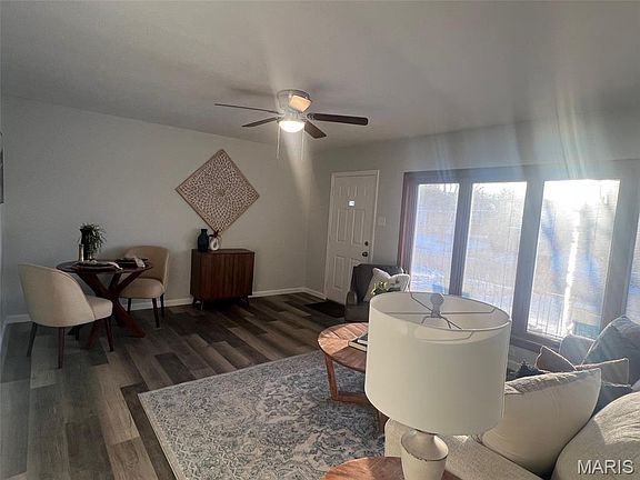 4th image of 7113 Coronado Ave