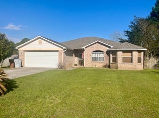2224 Calle De Cantabria, Navarre, FL 32566