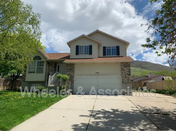 1315 Brooke Ln, Farmington, UT 84025
