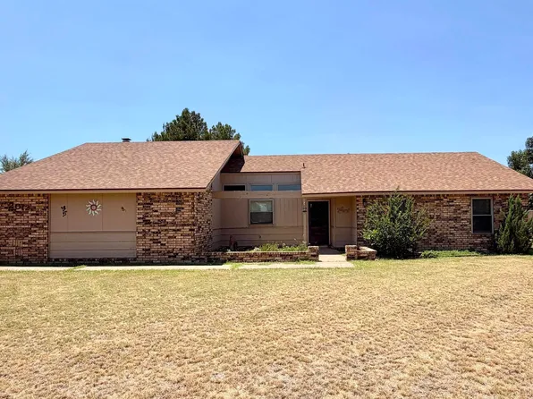 2012 Stone Pl, Clovis, NM 88101
